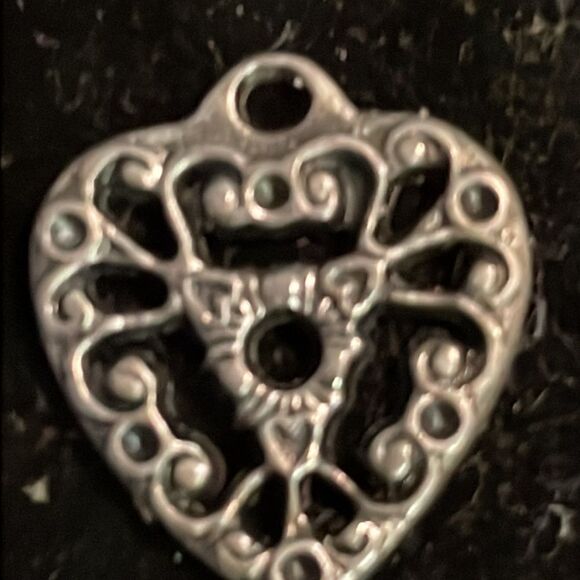 Vintage-1970s-0.75” silver tone scroll work heart charm/pendant with jump hoop - Picture 7 of 11